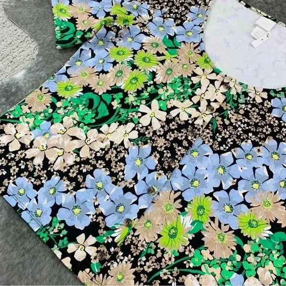 NWT Floral Scoop Neck Top - Picture 6 of 11